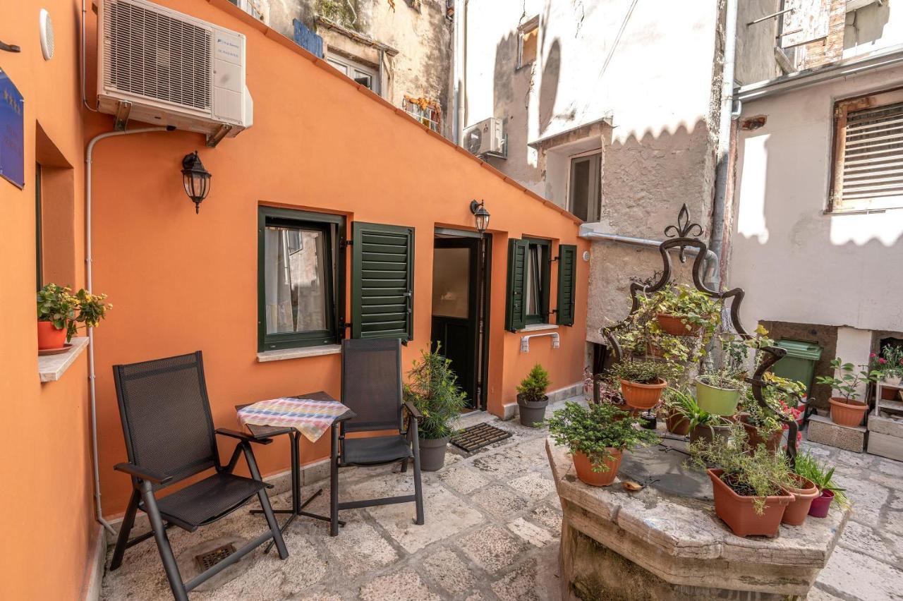 Studio App Dea In The Center Rovinj Buitenkant foto