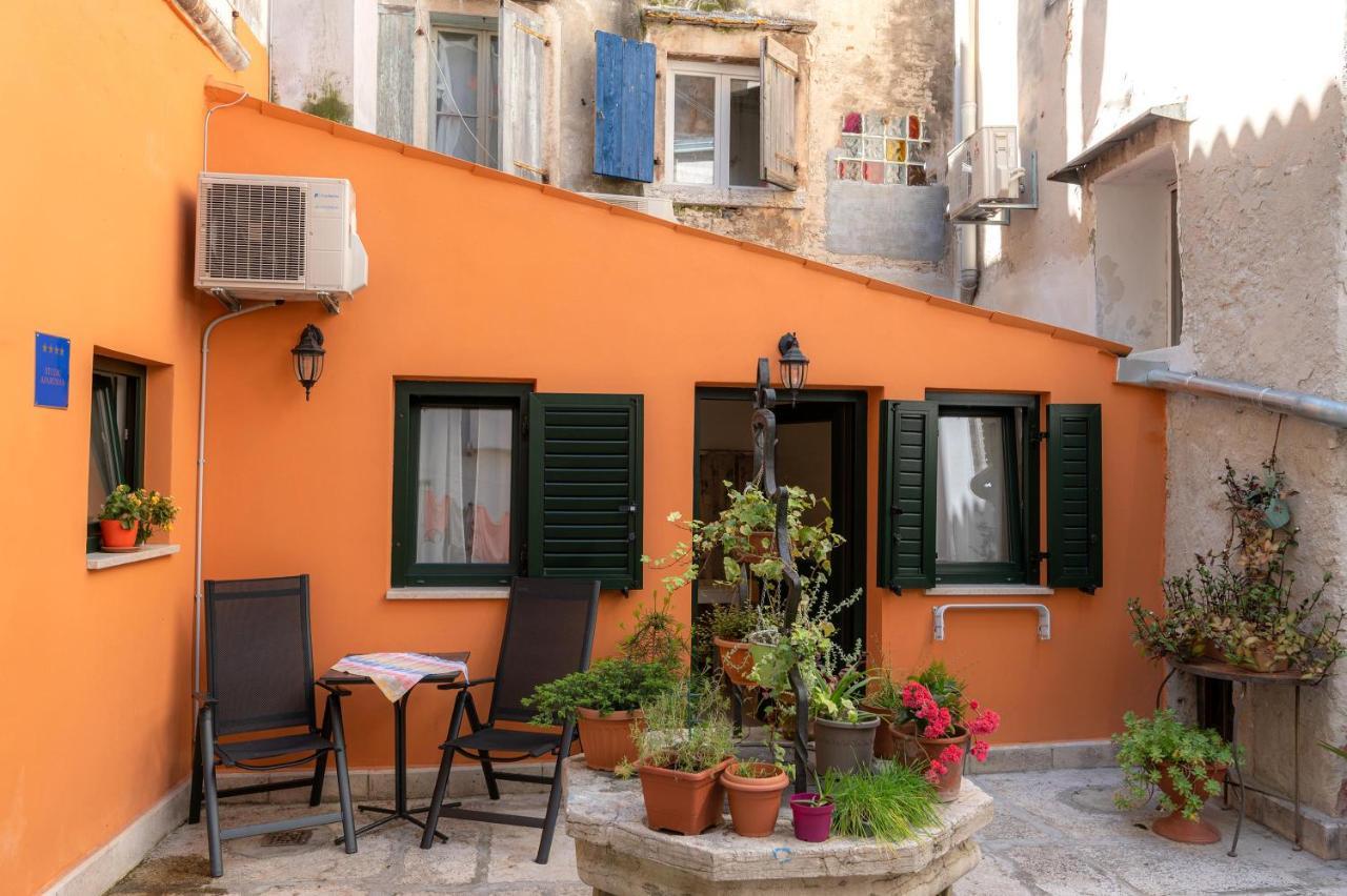Studio App Dea In The Center Rovinj Buitenkant foto